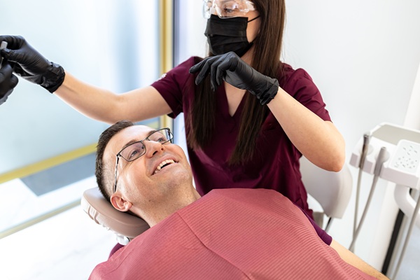 How To Care For Your Teeth Between Dental Cleanings