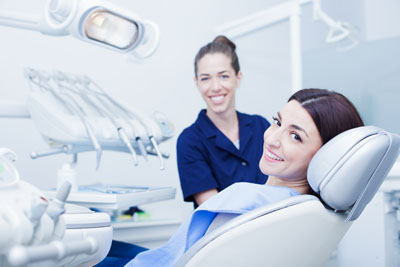 Visit Our Cosmetic Dentist Office For Dental Veneers Or Teeth Whitening