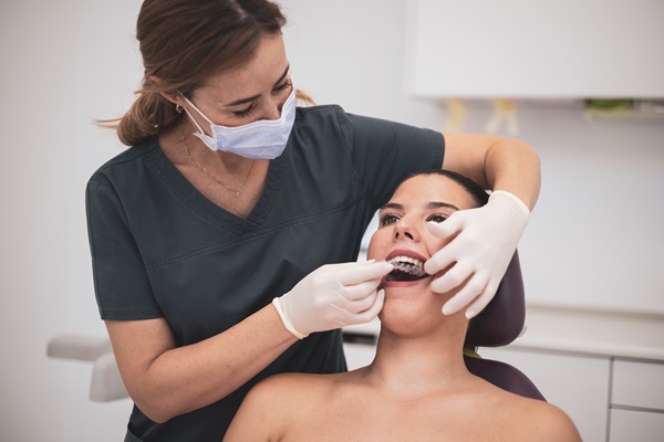 A Restorative Dentist Can Save Teeth